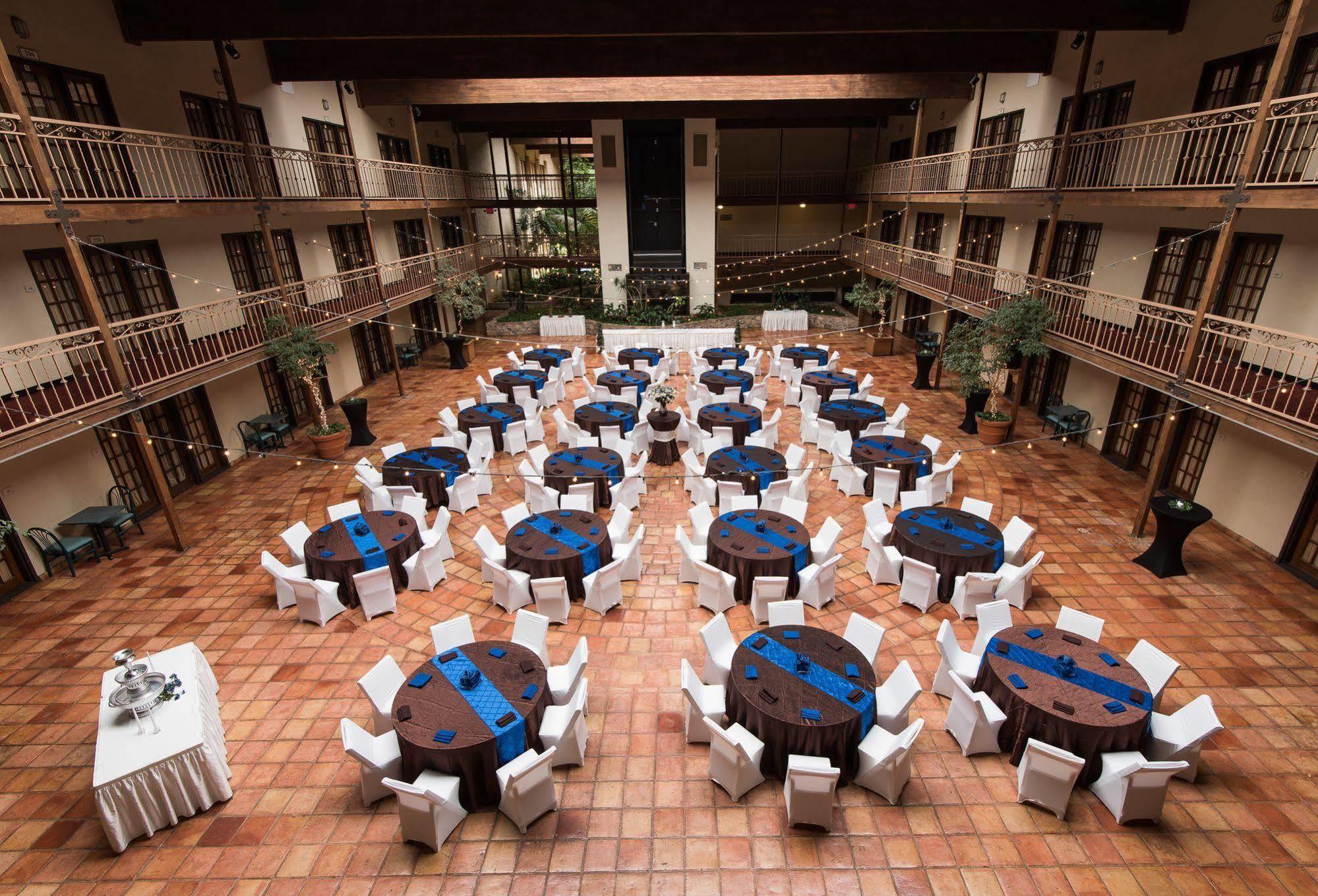 Mcm Elegante Suites Abilene Exterior foto